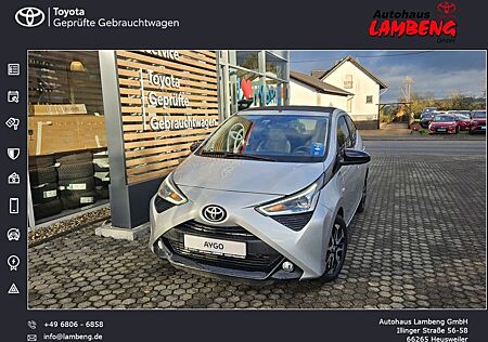 Toyota Aygo (X) -play Team Deutschland*FALTDACH*SMARTKEY*K