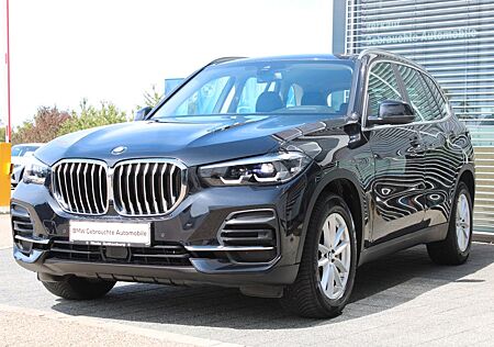 BMW X5 gebraucht kaufen BMW X5 xDrive30d Navi LED AHK Memory LIVE Kamera