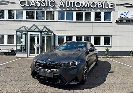 BMW M5 M Package/Fond Entertainment/Anhäng/Panor/B&W