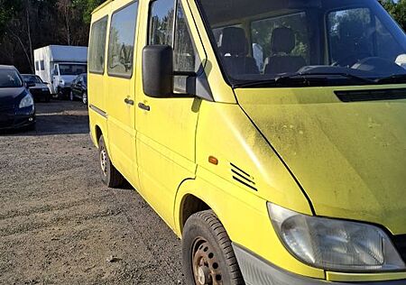 Mercedes-Benz Sprinter BUS 208 CDI / 9 - SITZER /