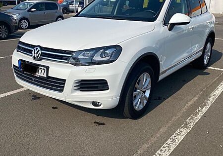 VW Touareg Volkswagen 3.0 V6 TDI Tiptronic BlueMotion Tech...