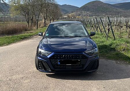 Audi A1 40 TFSI S tronic S line Sportback S line