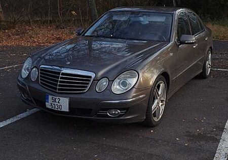 Mercedes-Benz E 320 CDI AVANTGARDE Avantgarde