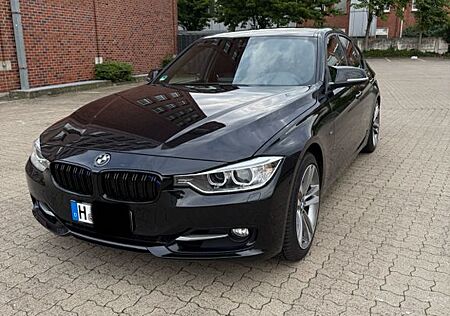 BMW 328i Sport Line Sport Line