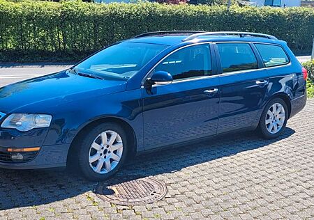 VW Passat Variant Volkswagen 2.0 TDI DPF BlueMot. Comfortl...