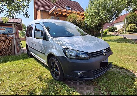 VW Caddy Volkswagen 1,6TDI 75kW 5-Sitzer 8fach bereift AHK