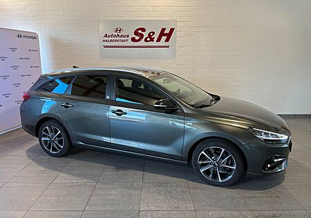 Hyundai i30 i30cw 1,5T Edition 30+ 48V NAVI LED PDCv+h Tempo