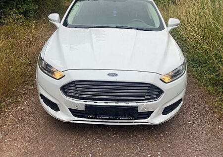 Ford Mondeo 2,0 TDCi 110kW Business Edition Turni...