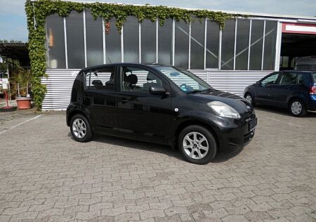 Daihatsu Sirion 1.0 CooLine