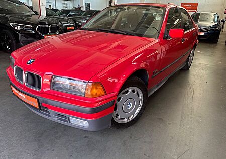 BMW 316i - 4777