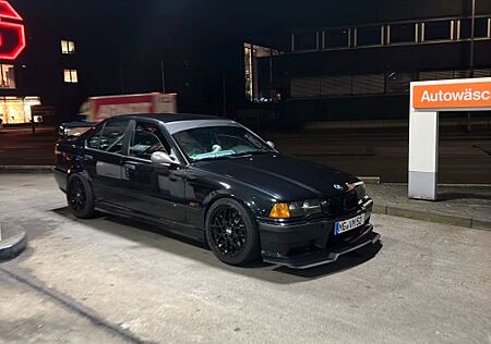 BMW 323i E36 Tracktool
