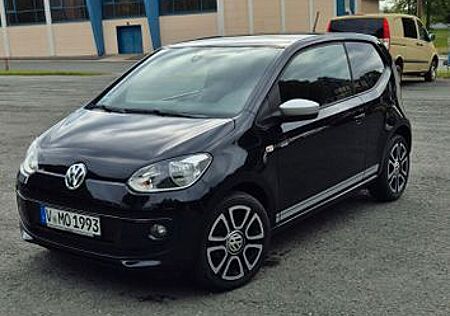 VW Up Volkswagen ! 1.0 55kW club ! SHZ PDC Klima