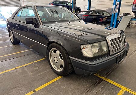 Mercedes-Benz E 300 124 CE Klima H-Zulassung Kein Rost