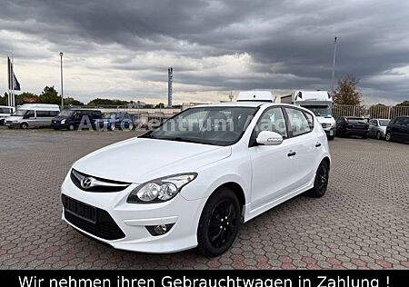 Hyundai i30 FIFA WM Edition* 1,6 CRDI*SHZ*TEMPOMAT*EURO5