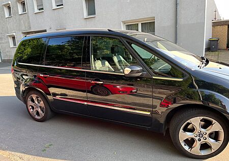Ford Galaxy 2,0 Titanium Titanium