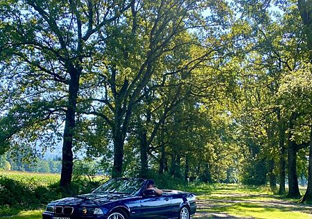 BMW 328i Cabrio M Paket
