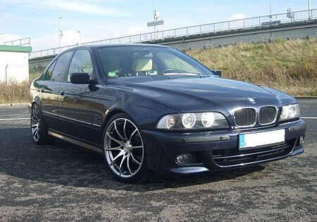 BMW 535i V8 Automatik