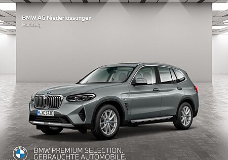 BMW X3 xDrive30e Navi Kamera Pano.Dach Sportsitze