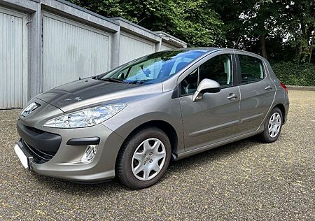 Peugeot 308 / KLIMA / TÜV NEU / SCHECKHEFTGEPFLEGT