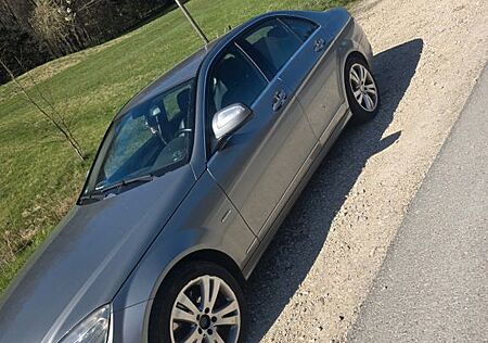 Mercedes-Benz C 350 AVANTGARDE Autom. Kamera Eisenmann Komplet