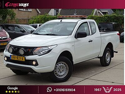 Mitsubishi L 200 2.4 DI-D Club Cab Invite