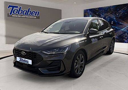 Ford Focus ST-Line + Winterpaket + Allwetter