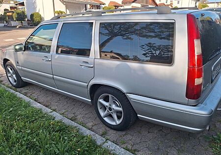 Volvo V70 2.5-10V -