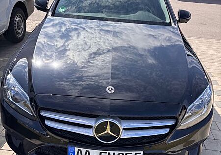 Mercedes-Benz C 300 de T Autom. -