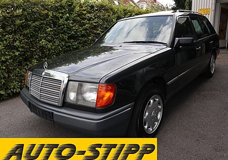 Mercedes-Benz 230 TE SCHIEBEDACH - classic-analytics Note 2+
