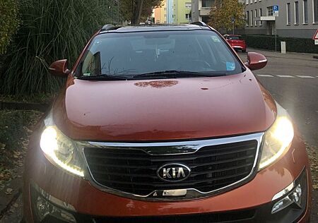 Kia Sportage 2.0 CRDi AWD Attract Attract