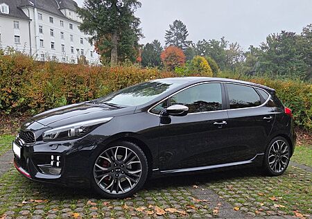 Kia Cee'd 1.6 GT-Track Panorama, Kamera, Navi, AHK,
