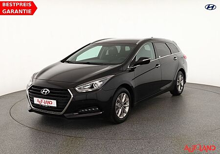 Hyundai i40 cw 1.6 GDI Navi Kamera Android Apple DAB