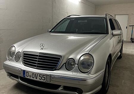 Mercedes-Benz E 55 AMG E 55 T +VOLL+SAMMLERFAHRZEUG+