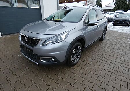 Peugeot 2008 Allure 1,2 Alu Navi Klima AHK Grau Met.