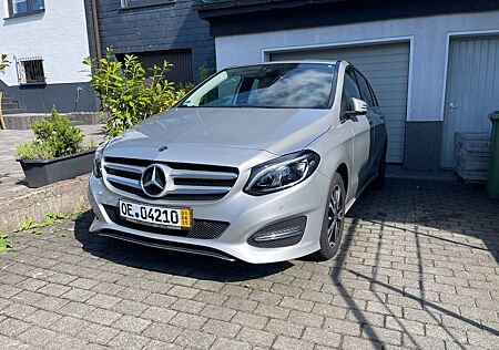 Mercedes-Benz B 180 B180 | 14.000km | Automatik HU/AU