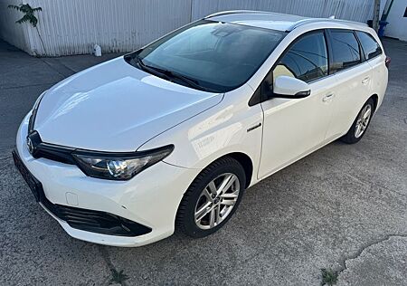 Toyota Auris Touring Sports Hybrid 1,8