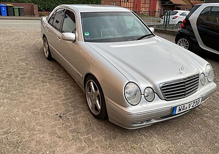 Mercedes-Benz E 270 CDI AVANTGARDE Avantgarde