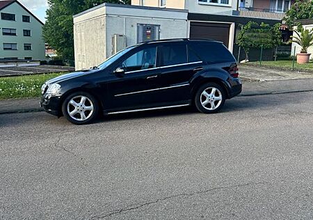 Mercedes-Benz ML 320 CDI 4MATIC -