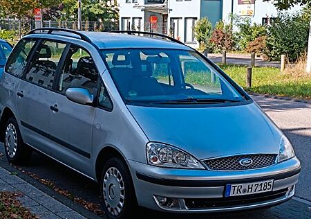 Ford Galaxy 1.9TDI 85 kW Ghia 7-sitzig Autom. Ghia