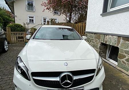 Mercedes-Benz A 180 -