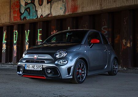 Abarth 595 1.4 T-Jet 16V Pista