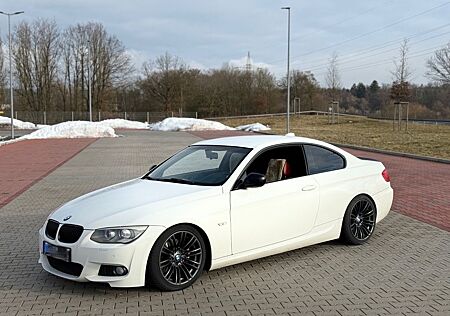 BMW 330d Coupé -