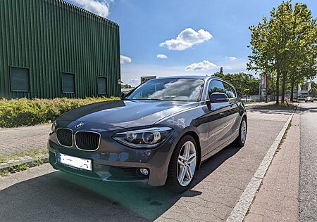 BMW 125i F21 - Bi-Xenon, Vollleder, M-Fahrwerk