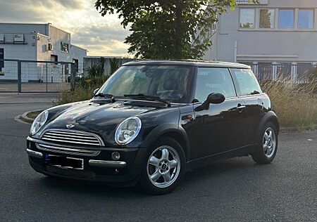 Mini Cooper PANORAMA, TEMPOMAT, NAVI, SITZHEIZUNG