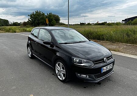 VW Polo Volkswagen 1.4 DSG Highline Automatik 8-fach bereift