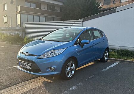 Ford Fiesta / ERSTER HAND / SUPER ZUSTAND