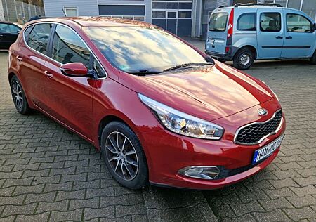 Kia Cee'd / Ceed 1.6 GDI Vision Direktschaltgetr...