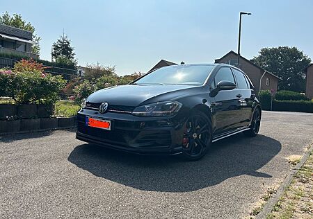 VW Golf Volkswagen 2.0 TSI 213kW OPF DSG GTI TCR GTI TCR