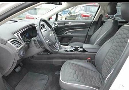 Ford Mondeo 2,0 Hybrid Vignale PowerShift Hybrid ...