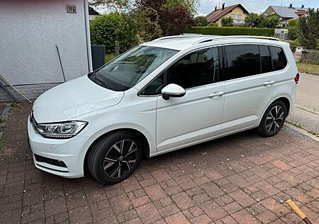 VW Touran Volkswagen 2.0 TDI SCR DSG Highline Highline